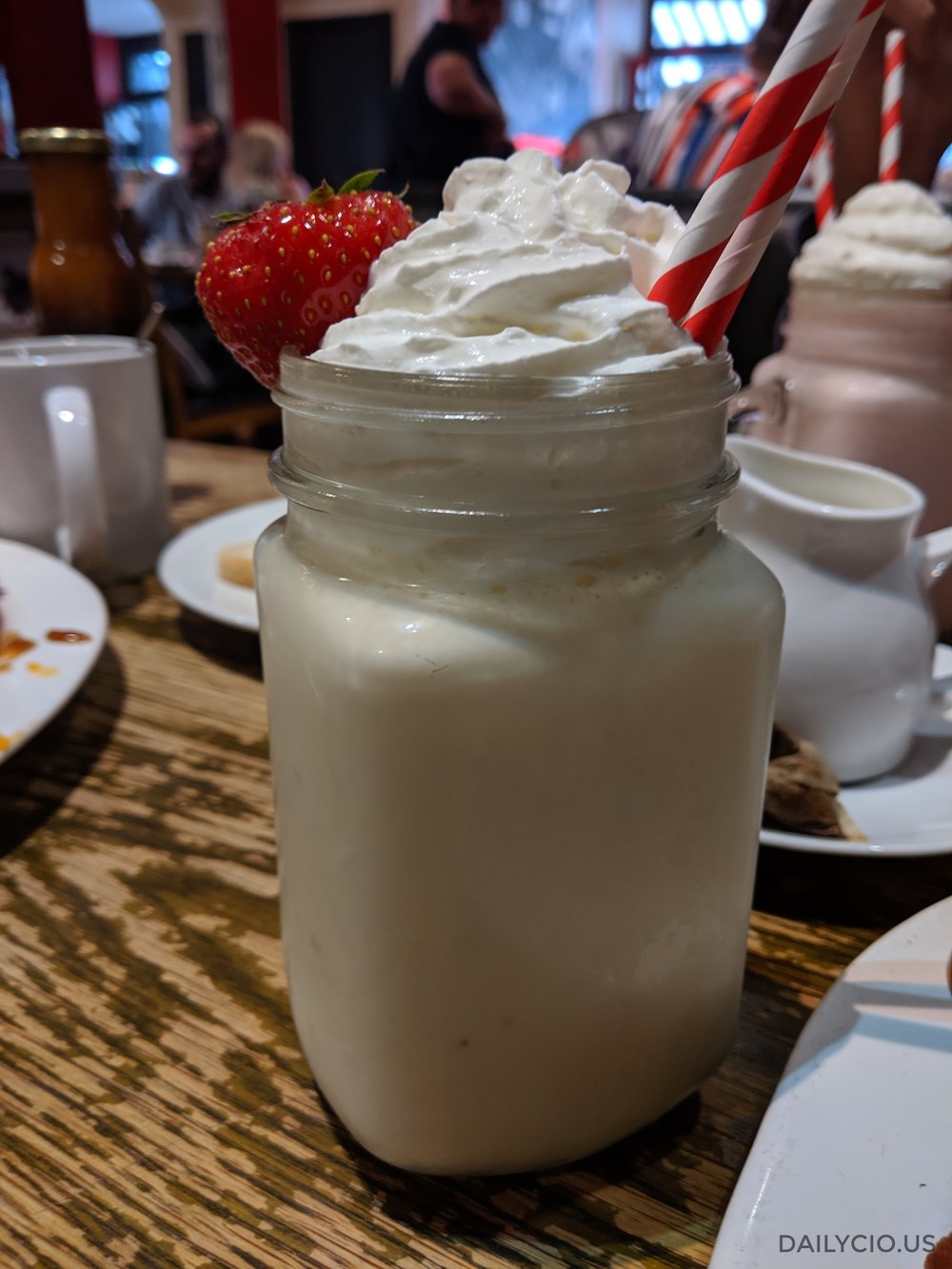 20190907_MikesCafe1